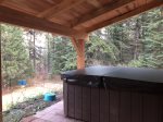 Relax and Enjoy the Private Hot Tub and Woodland Views